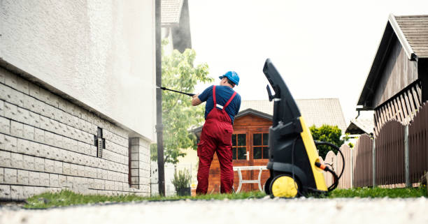Best Driveway Pressure Washing  in Aurora, OH